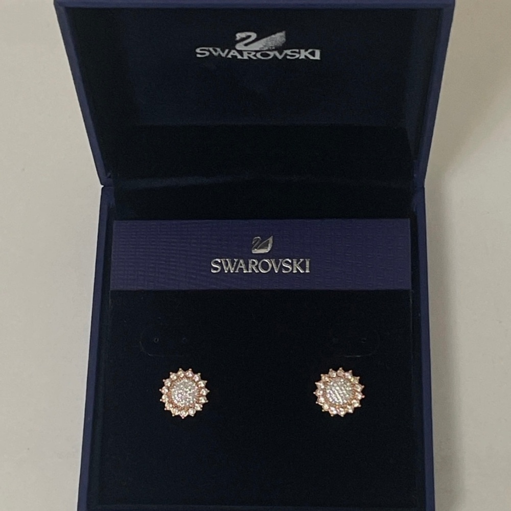 Swarovski Sunflower Floral Crystal Earrings - Picture 1 of 1